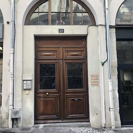 28 M2 Au 21 Rue Des Bains Apartamento